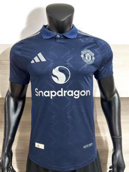 Manchester United new kit